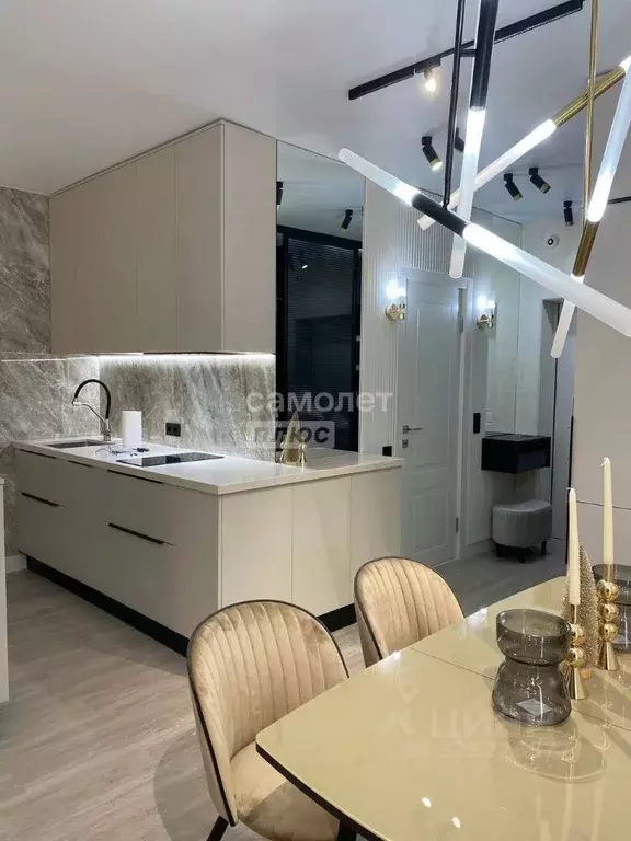 Студия Нижегородская область, Нижний Новгород ул. Родионова, 31 (30.4 ... - Фото 1