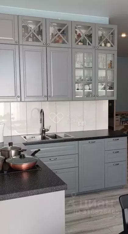3-к кв. Волгоградская область, Волгоград ул. Глазкова, 23А (90.2 м) - Фото 1