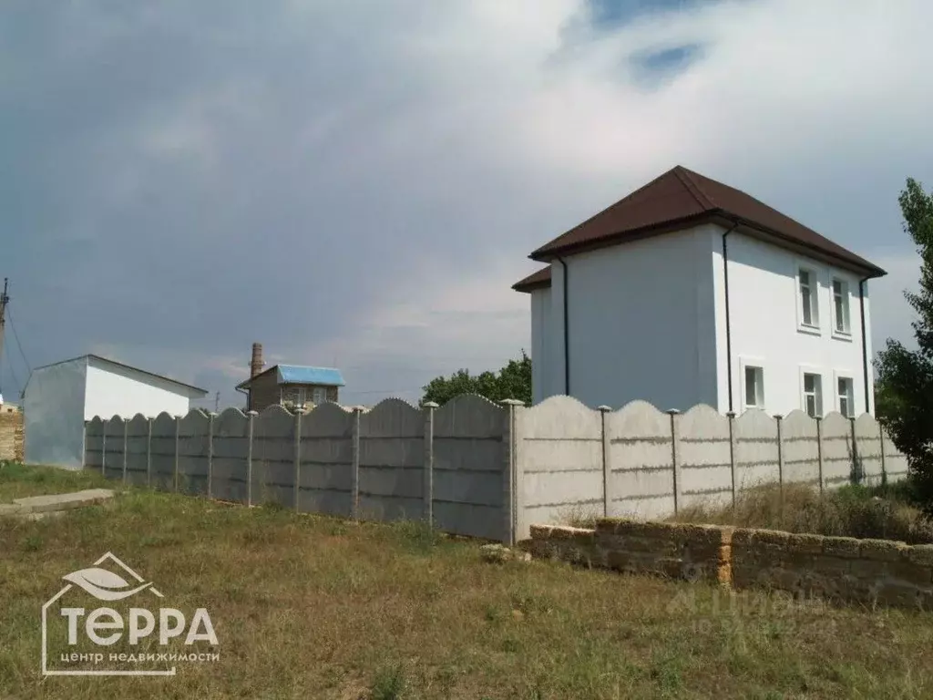 Дом в Крым, Евпатория городской округ, Заозерное пгт ул. Морская, 54 ... - Фото 2