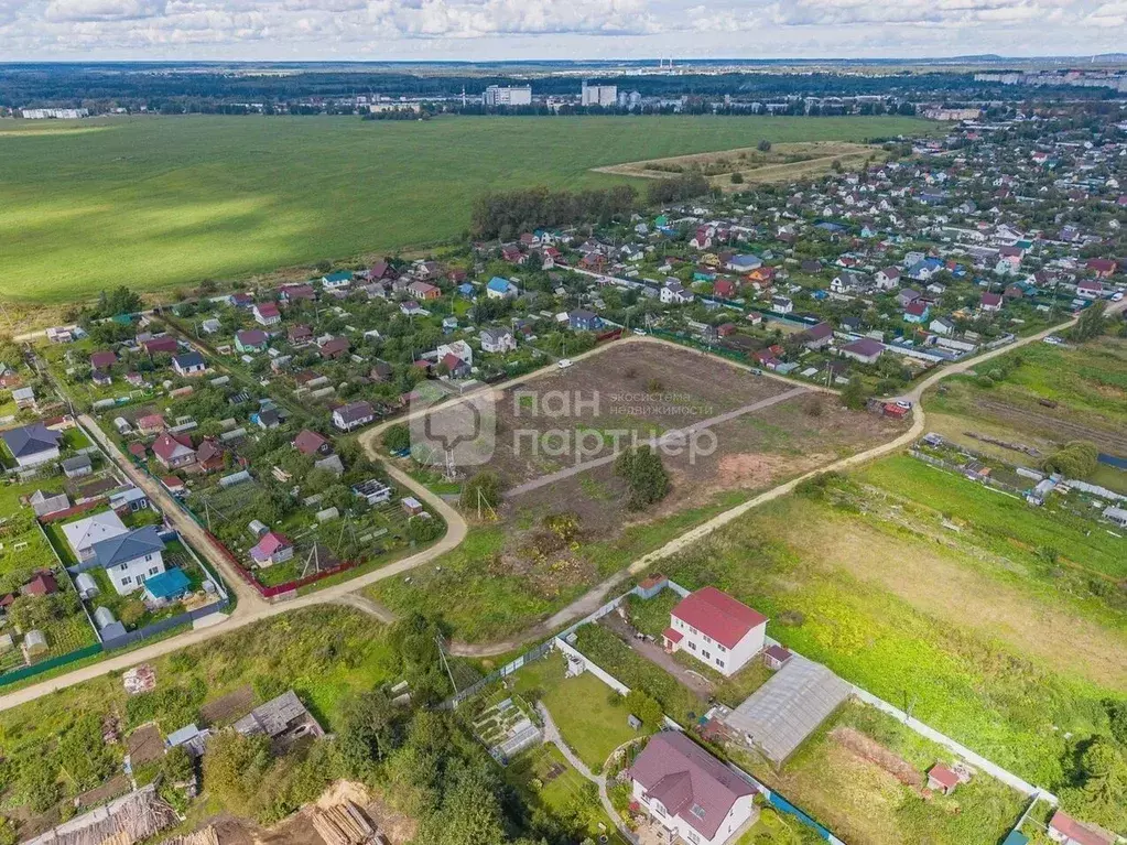Участок в Ленинградская область, Гатчинский муниципальный округ, д. ... - Фото 2