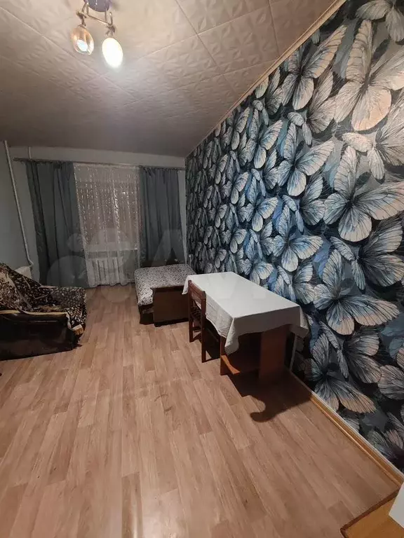Комната 19 м в 3-к., 1/5 эт. - Фото 0