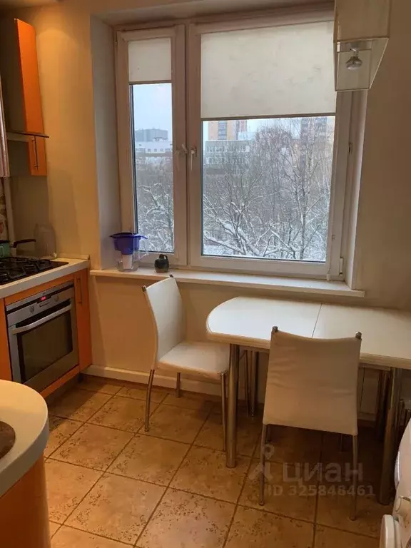 3-к кв. Москва Профсоюзная ул., 98К10 (65.5 м) - Фото 2