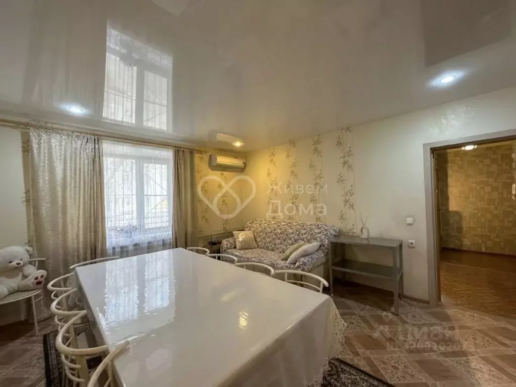 3-к кв. Волгоградская область, Волгоград ул. Дегтярева, 33 (64.1 м) - Фото 1