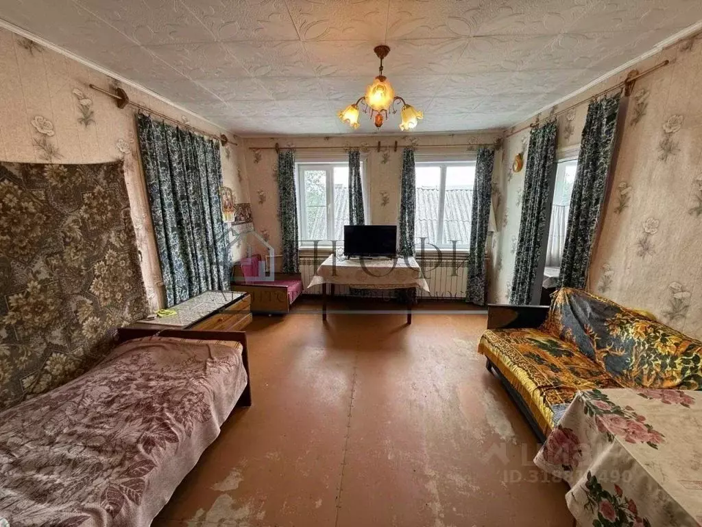 Дом в Белгородская область, Поселок Чернянка городское поселение, ... - Фото 2