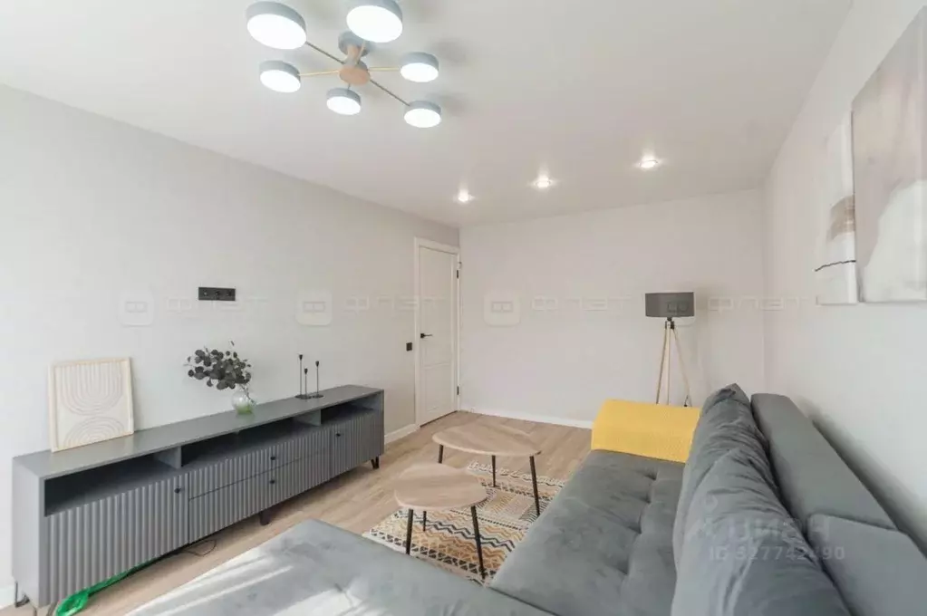 2-к кв. Татарстан, Казань просп. Ямашева, 76 (53.3 м) - Фото 1