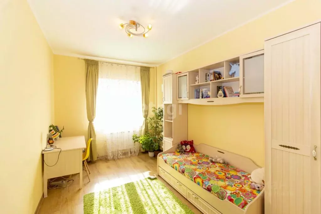 3-к кв. Тюменская область, Тюмень ул. Самарцева, 3 (86.8 м) - Фото 1