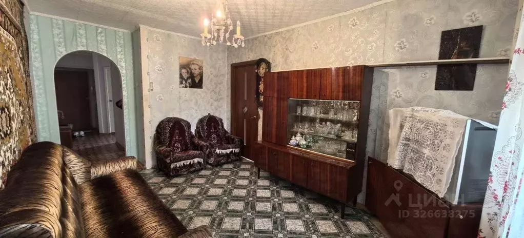 3-к кв. Омская область, Омск Городок Нефтяников мкр, ул. 2-я ... - Фото 0