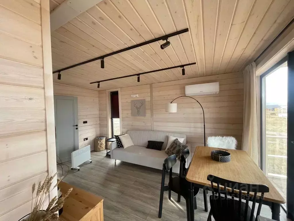 Дом в Хакасия, Ширинский район, Южный берег Большого Плеса озера Беле ... - Фото 2