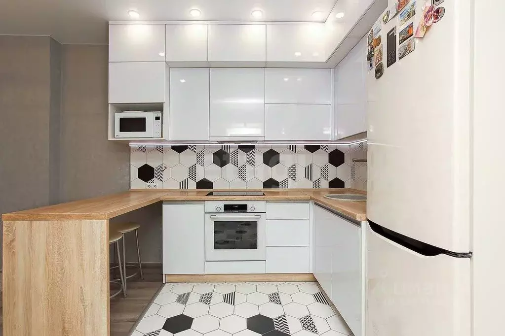 2-к кв. Курганская область, Курган Заозерный жилрайон, 5-й мкр, 18к3 ... - Фото 2