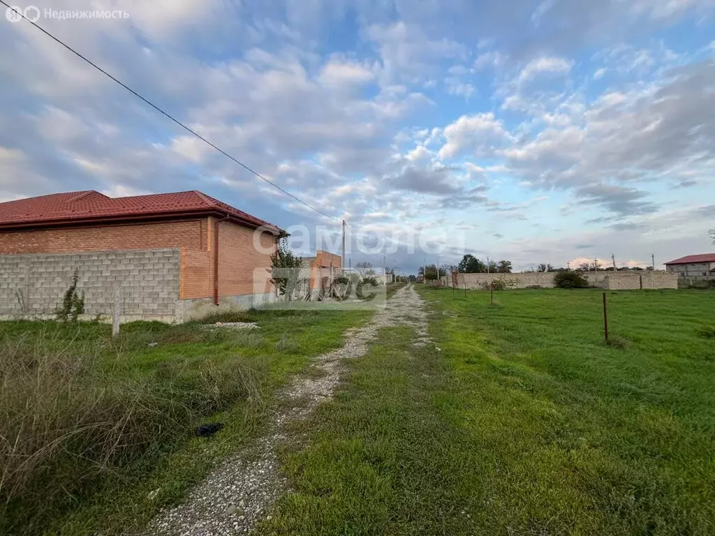 Участок в Чеченская Республика, Грозный (6 м) - Фото 1