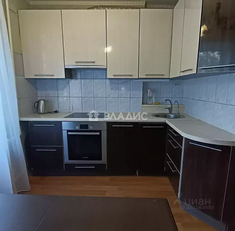 3-к кв. Нижегородская область, Нижний Новгород Космическая ул., 55 ... - Фото 0