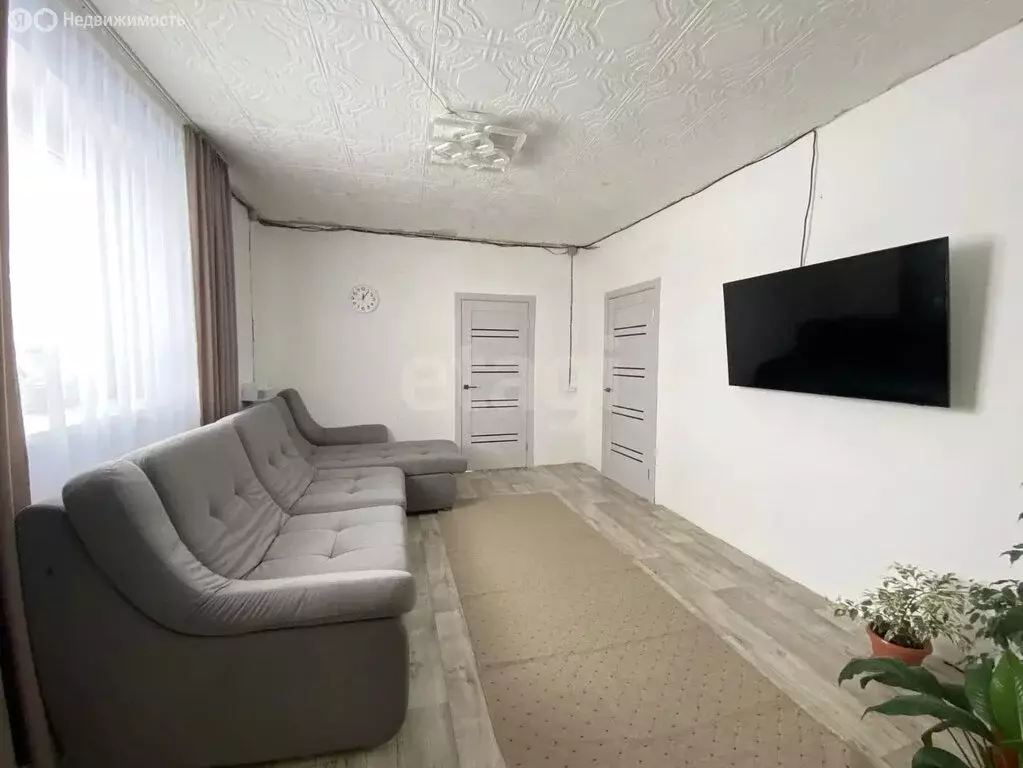 Дом в село Красноусольский, Ново-Заводская улица (110 м) - Фото 1