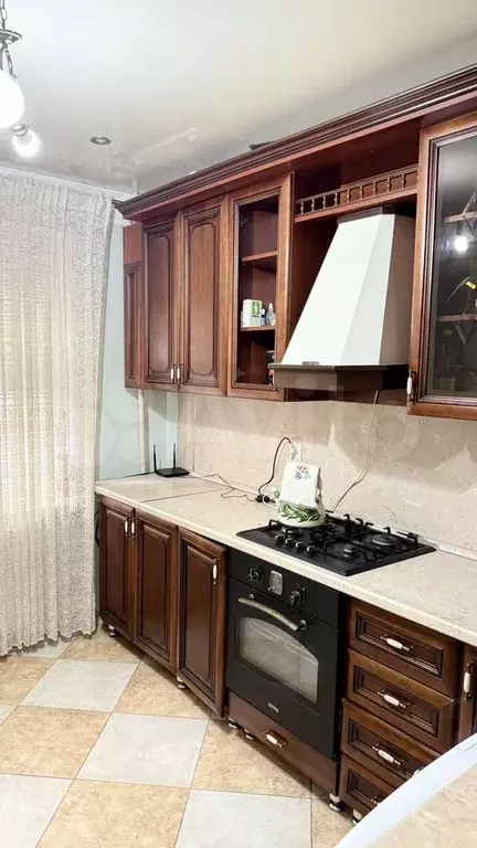 2-к. квартира, 56 м, 1/10 эт. - Фото 0