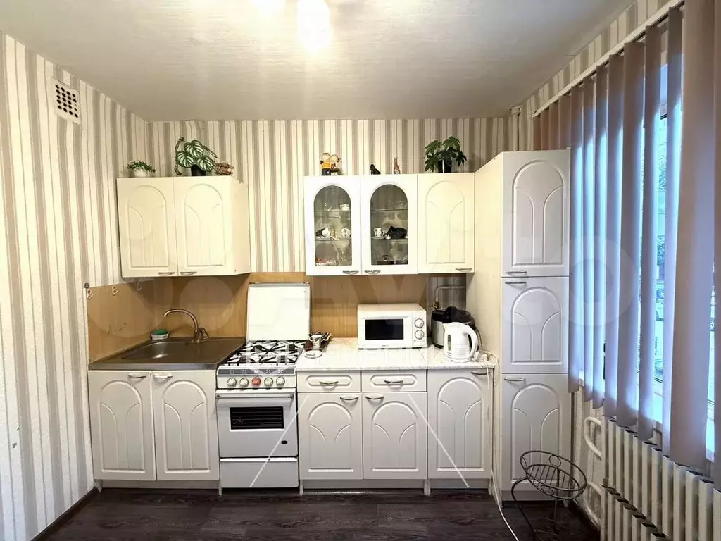 3-к. квартира, 63 м, 1/9 эт. - Фото 1