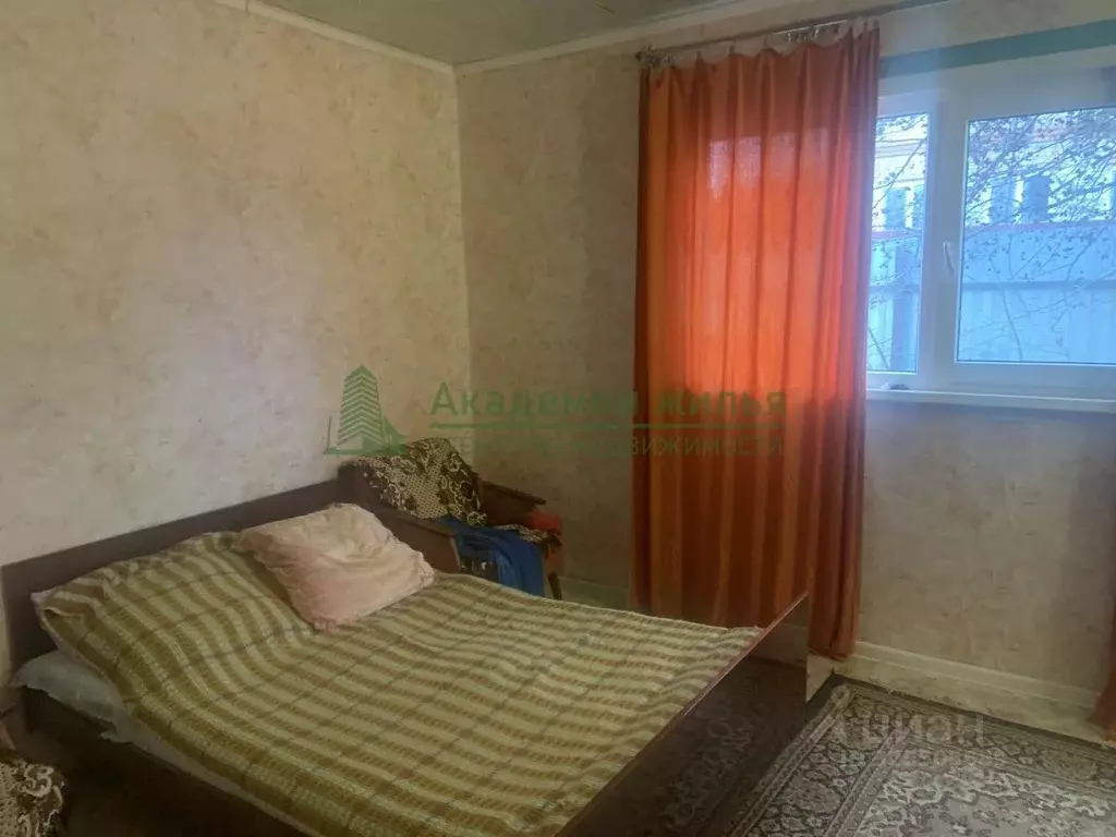 Дом в Саратовская область, Энгельсский район, Красноярское ... - Фото 1