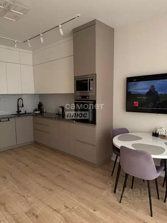 2-к кв. Челябинская область, Челябинск ул. Овчинникова, 18В (80.0 м) - Фото 1