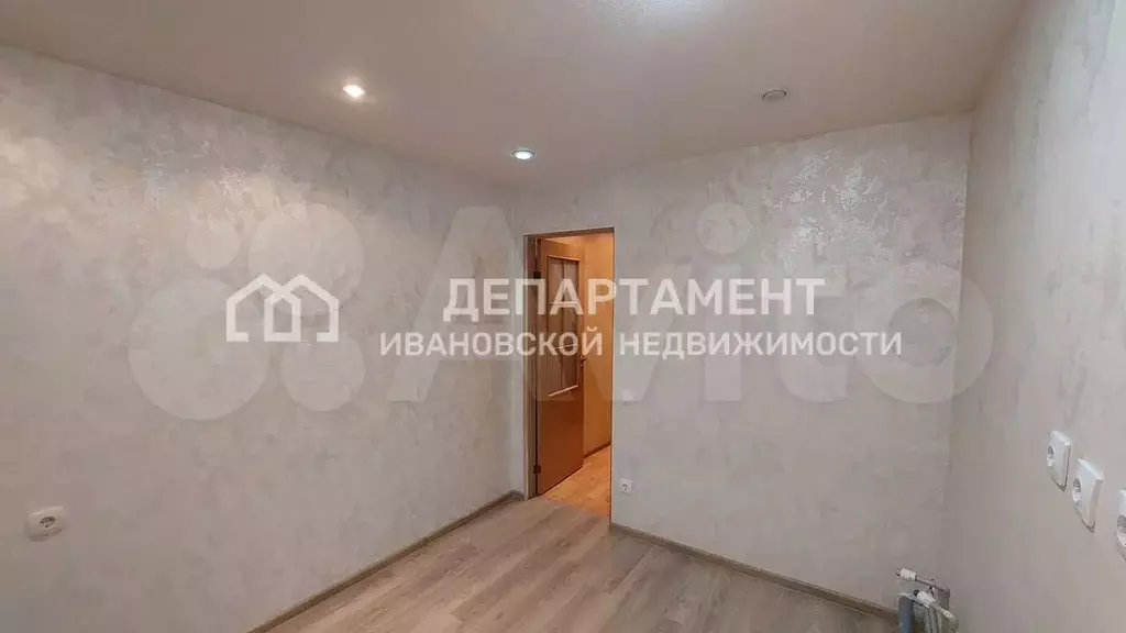 2-к. квартира, 50 м, 1/9 эт. - Фото 1