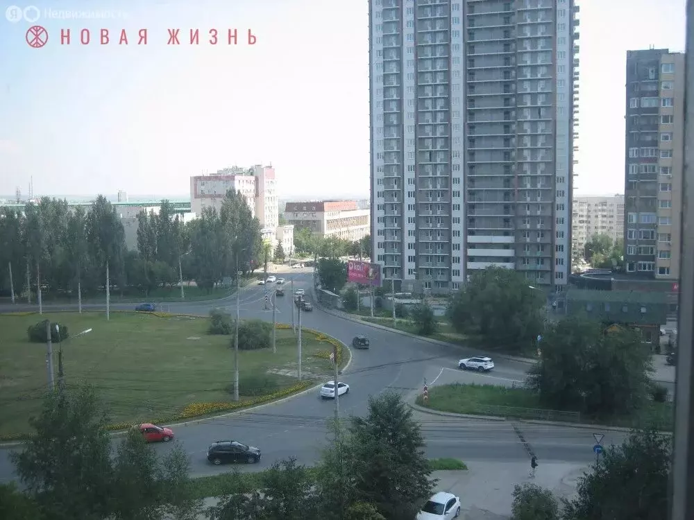 3-комнатная квартира: Самара, улица Антонова-Овсеенко, 59Б (63 м) - Фото 0