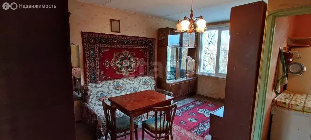 3-комнатная квартира: Санкт-Петербург, проспект Ветеранов, 33 (41.8 м) - Фото 1