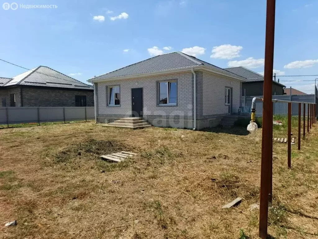 Дом в Крымск, Изумрудный переулок (74.5 м) - Фото 1