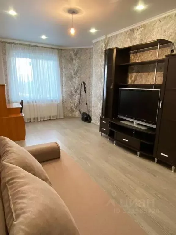 1-к кв. Татарстан, Набережные Челны Набережночелнинский просп., 1 ... - Фото 2