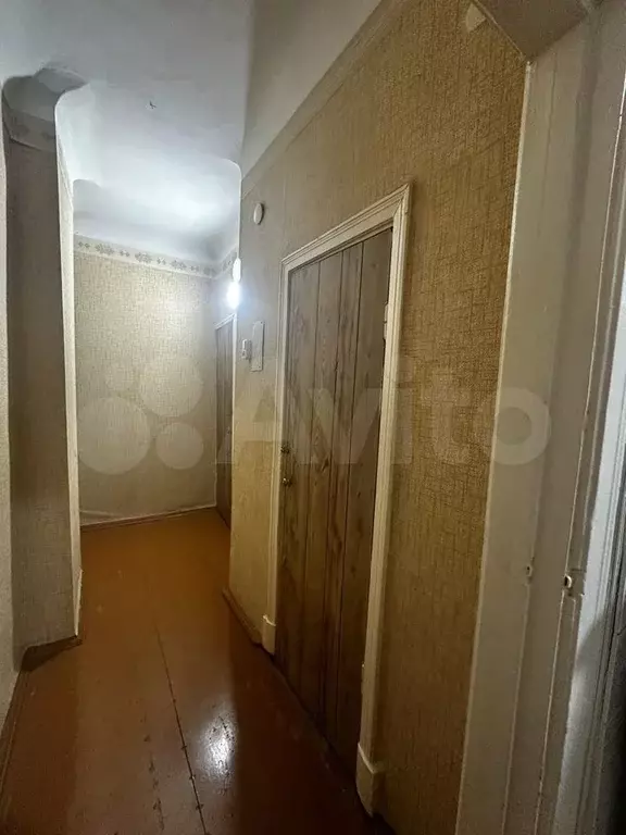 3-к. квартира, 60 м, 3/3 эт. - Фото 1