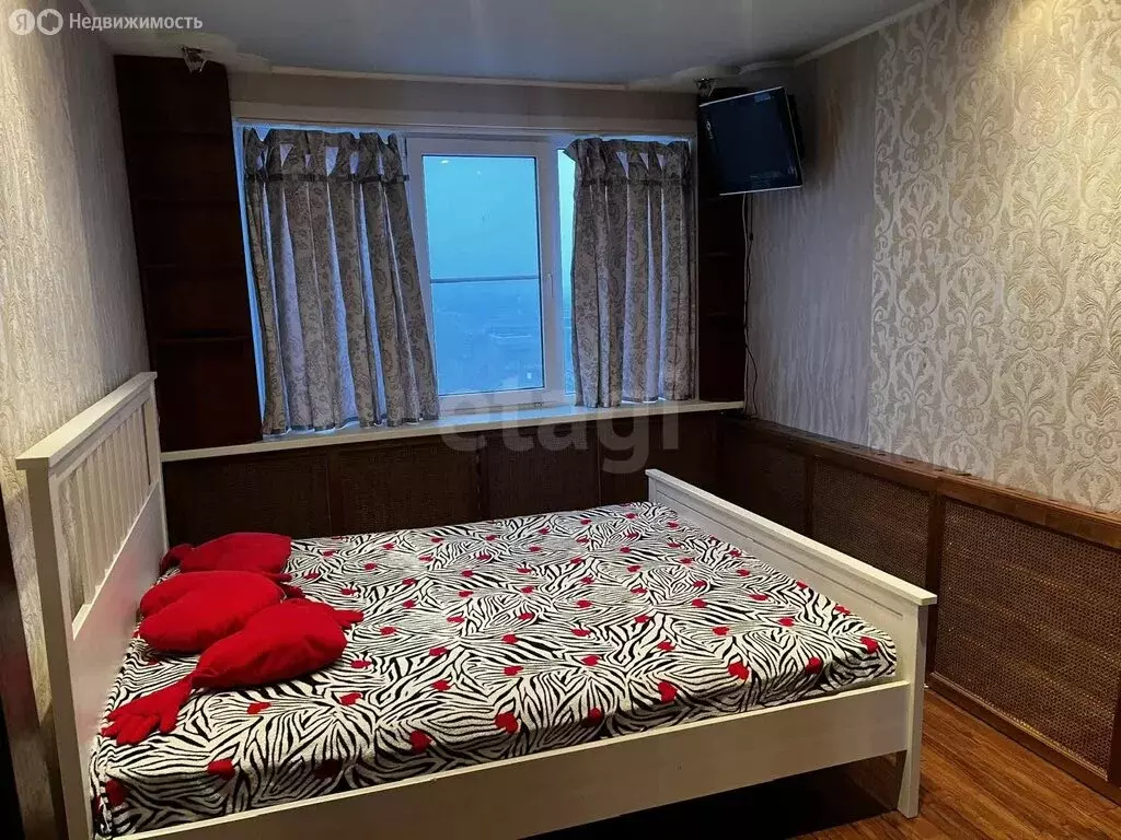 3-комнатная квартира: Саранск, улица Богдана Хмельницкого, 12с1 (66 м) - Фото 1