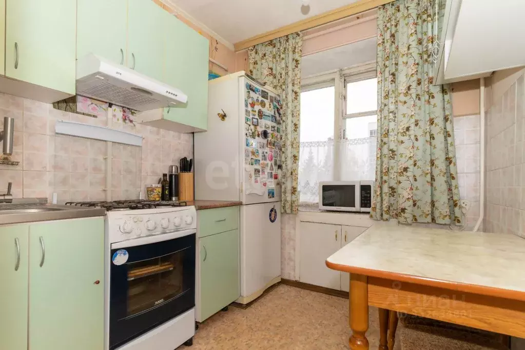 3-к кв. Башкортостан, Уфа ул. Гафури, 4 (52.2 м) - Фото 1