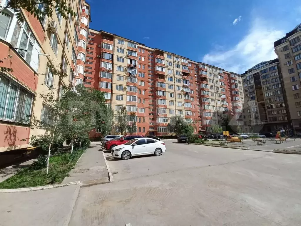 1-к. квартира, 46 м, 8/10 эт. - Фото 0
