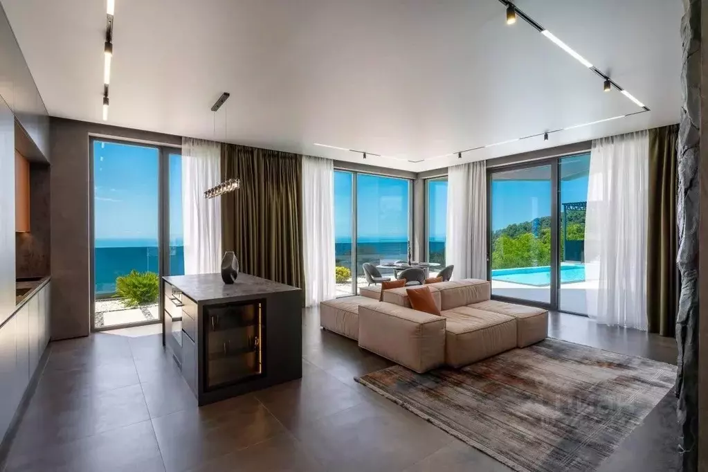 Дом в Краснодарский край, Сочи ул. Ворошиловградская (350 м) - Фото 2