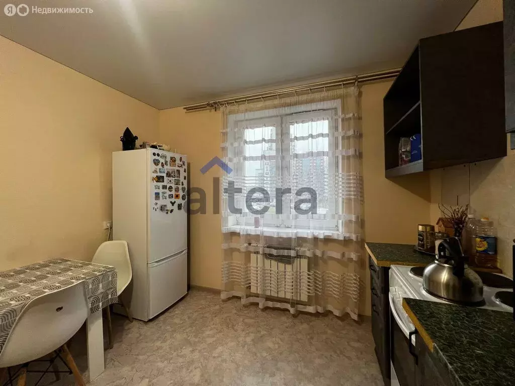 3-комнатная квартира: Казань, проспект Ильгама Шакирова, 19 (80 м) - Фото 2