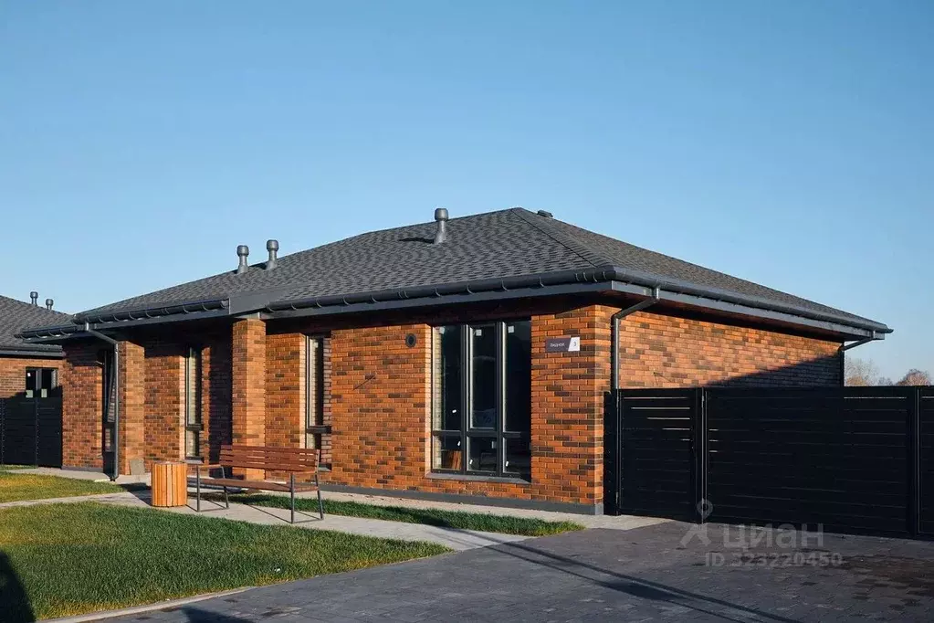 Коттедж в Тюменская область, Тюменский муниципальный округ, с. ... - Фото 1