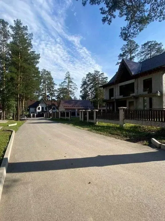 Дом в Кемеровская область, Анжеро-Судженск Парковая ул. (492 м) - Фото 1