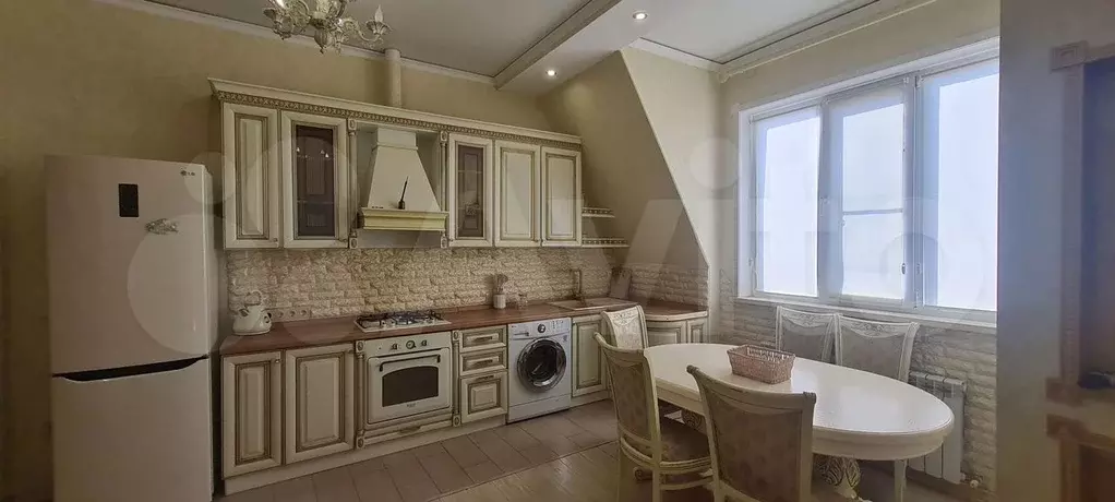 3-к. квартира, 65 м, 7/8 эт. - Фото 1