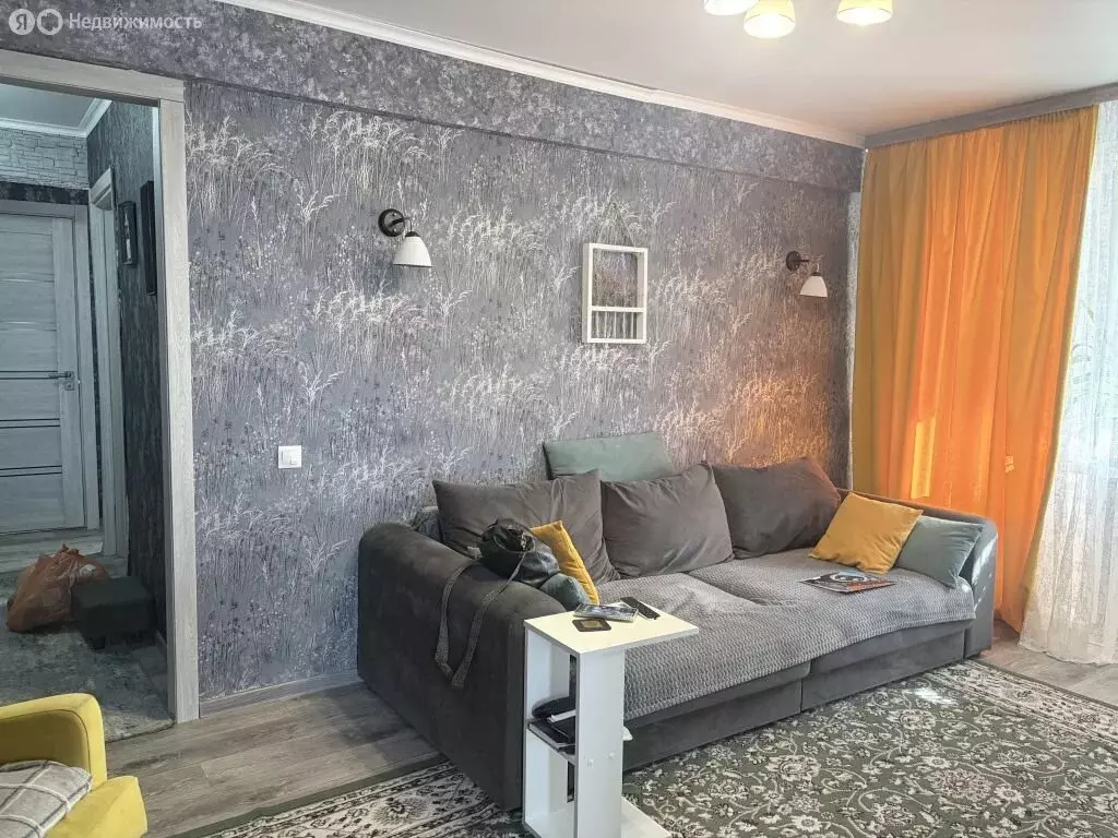 4-комнатная квартира: Донской, Спортивная улица, 1 (57.7 м) - Фото 2