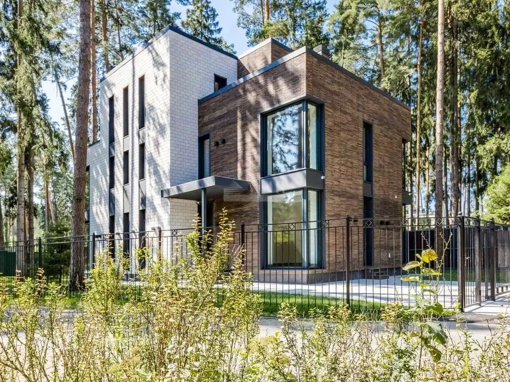 Дом в Московская область, Одинцовский городской округ, пос. дома ... - Фото 1