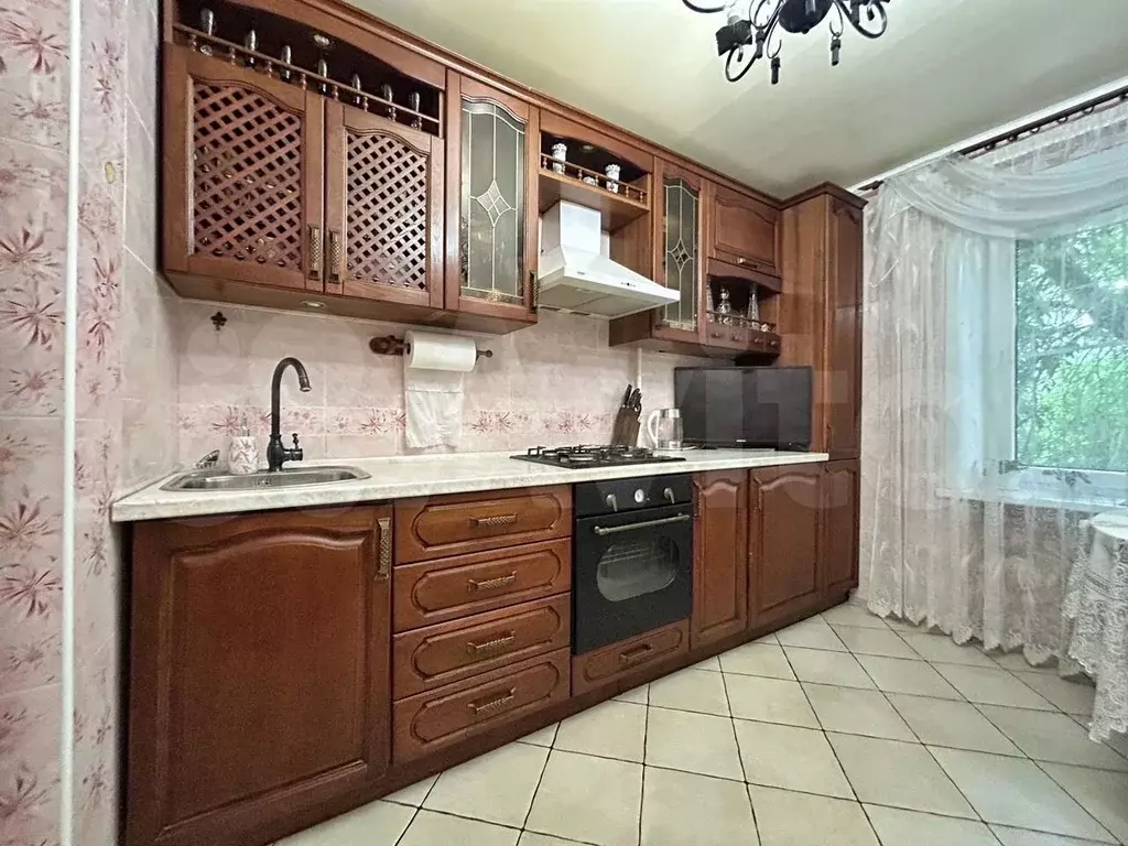 3-к. квартира, 63 м, 2/9 эт. - Фото 1