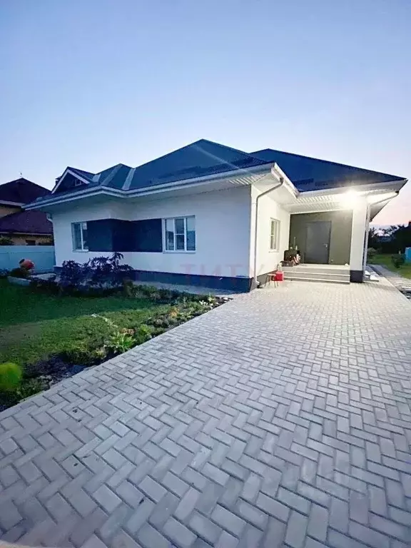 Дом в Белгородская область, Старый Оскол ул. Товолжанская (170 м) - Фото 1