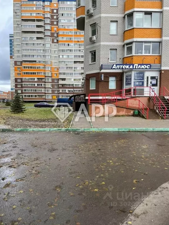 Помещение свободного назначения в Брянская область, Брянск ул. ... - Фото 0