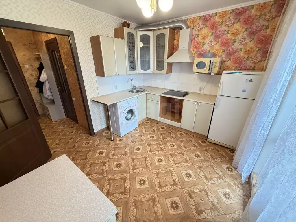 1-к кв. Воронежская область, Воронеж просп. Труда, 72 (43.0 м) - Фото 1