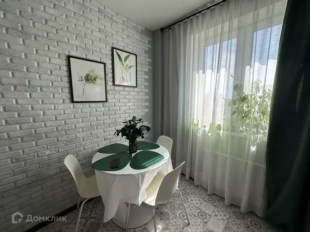 Продаётся 2-к квартира, 55.6 м - Фото 0