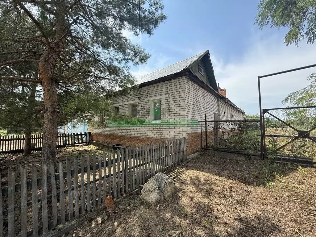 Дом в Саратовская область, Балаковский район, Натальинское ... - Фото 2