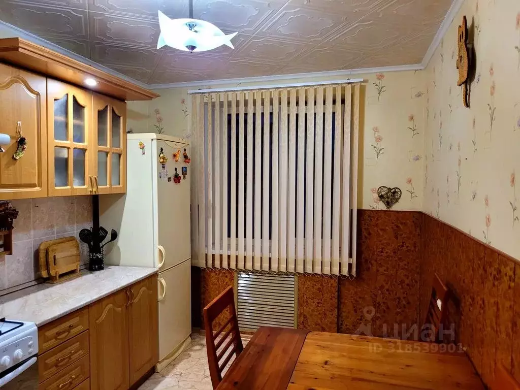 2-к кв. Ставропольский край, Кисловодск ул. 40 лет Октября, 4 (38.0 м) - Фото 1