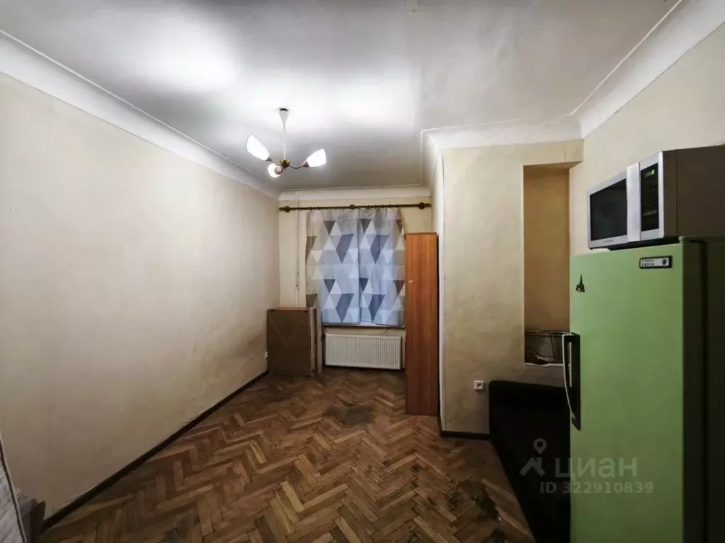 Комната Санкт-Петербург 11-я Васильевского острова линия, 46 (17.7 м) - Фото 1