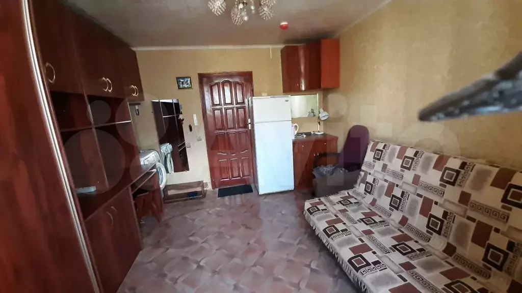 Комната 14 м в 6-к., 6/9 эт. - Фото 0