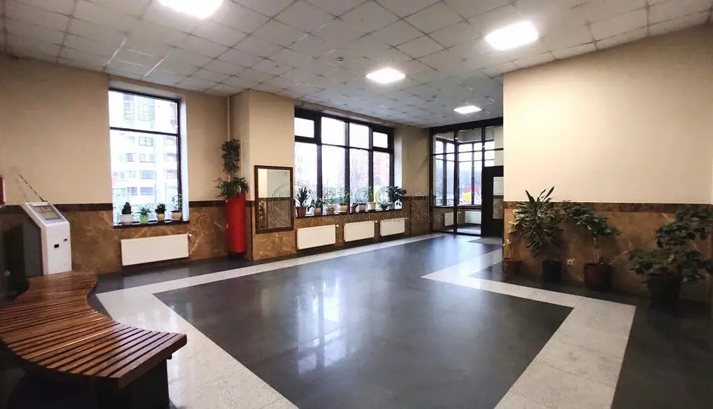 Продается 3-комнатная квартира - Фото 2