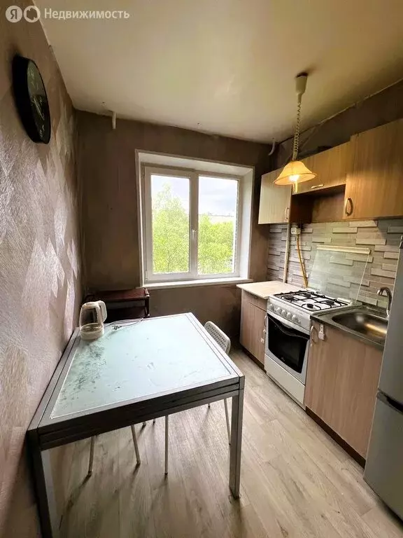 3-комнатная квартира: Апатиты, улица Бредова, 31 (60.6 м) - Фото 0