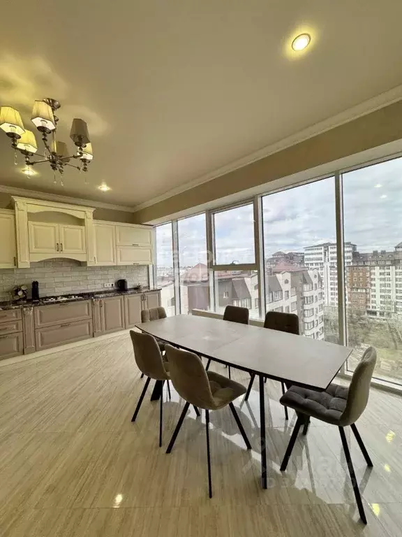 3-к кв. Кабардино-Балкария, Нальчик ул. Ахохова, 190А (175.0 м) - Фото 2