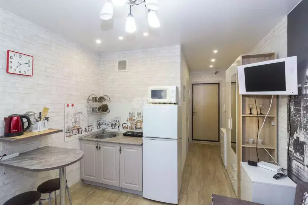 Студия Тюменская область, Тюмень ул. Новоселов, 115 (21.0 м) - Фото 1