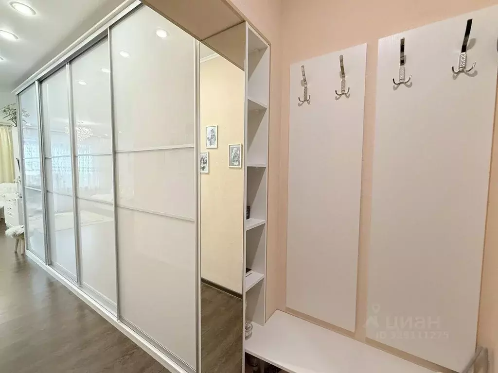 Студия Ханты-Мансийский АО, Нефтеюганск 17-й мкр, 3/1 (37.7 м) - Фото 2